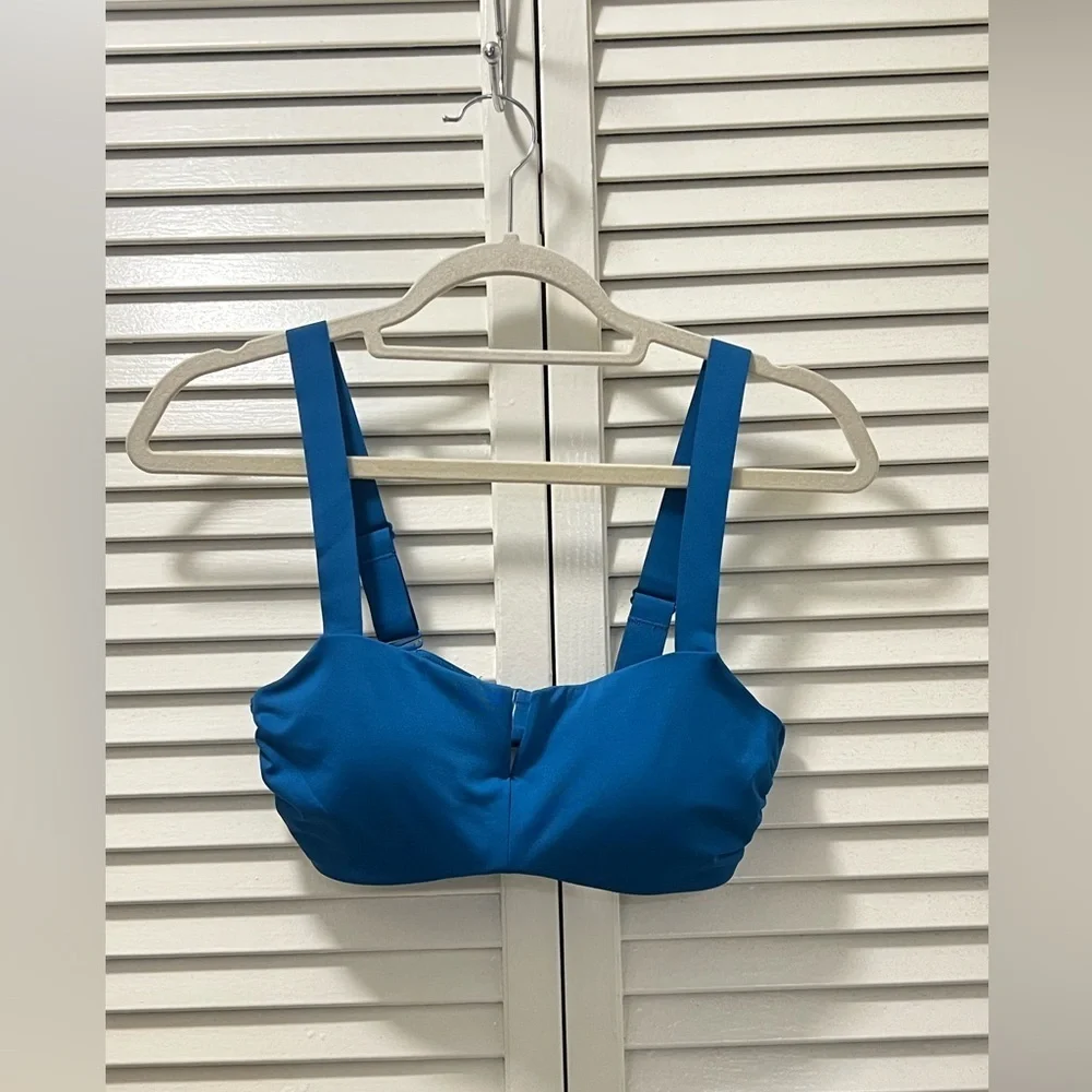 Athleta SQUARE NECK V BRA CUP BIKINI TOP